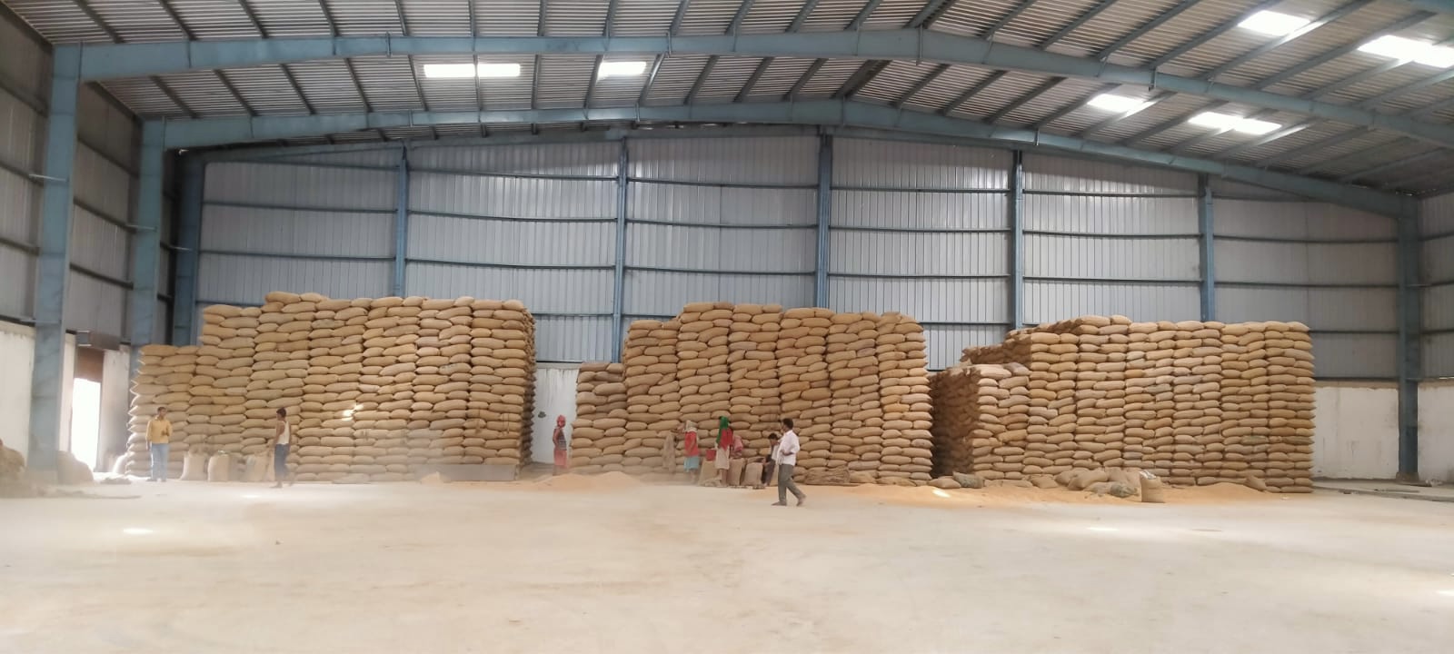 PHOTO-2022-04-19-15-00-35